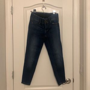 Apt. 9, blue denim ankle, never worn, size 6